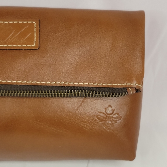 Patricia Nash Valerie Fold Over Wristlet Brown Leather Purse Clutch has strap - Picture 3 of 16